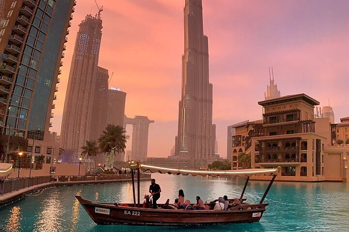 Burj Lake ,   24 Hours in Downtown Dubai: The Top 11 Must-Do Activities  