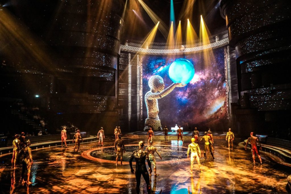 Dive into the extraordinary world of La Perle in Dubai! Brace yourself for a jaw-dropping spectacle that transcends imagination. From gravity-defying acrobatics to water feats, every moment is a symphony of wonder. Get ready to be captivated by the magic of La Perle – where dreams take centre stage
