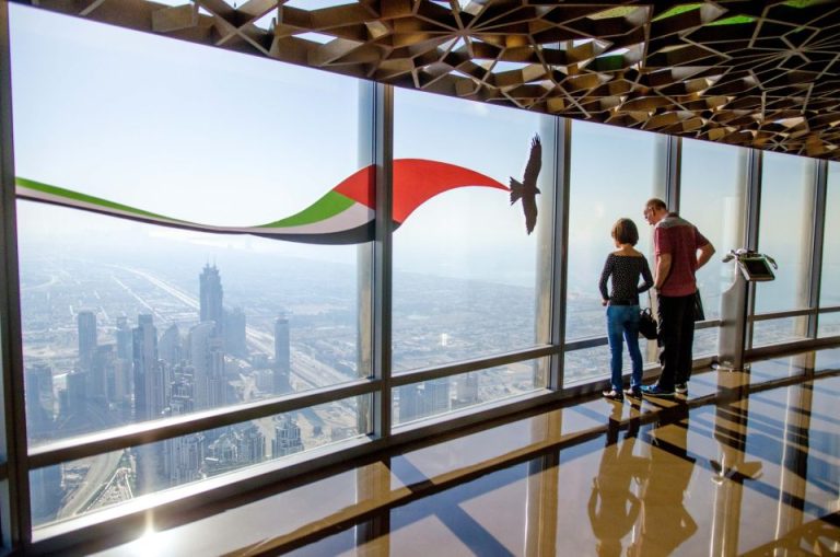 Scaling New Heights: A First-Time Guide to Experiencing the Burj Khalifa in Dubai