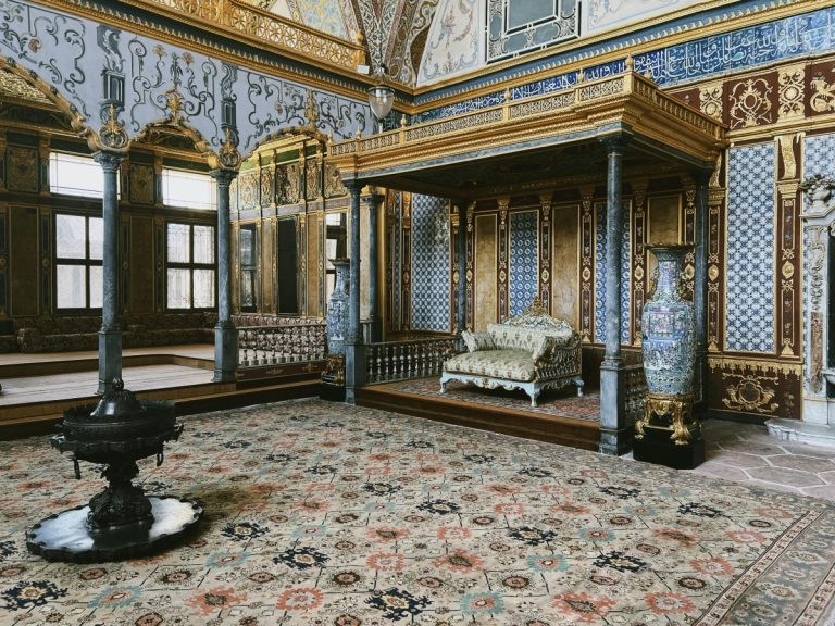 Topkapi Palace: An Inside Look at Ottoman Luxury and Power in Turkey