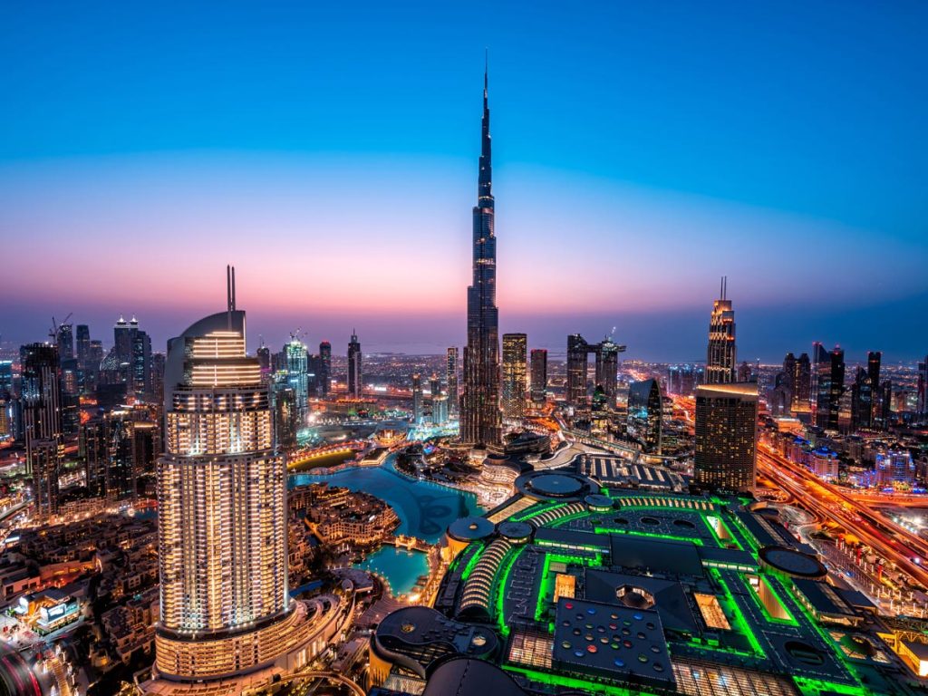 What to do in dubai for three days, visit the burj khalifa