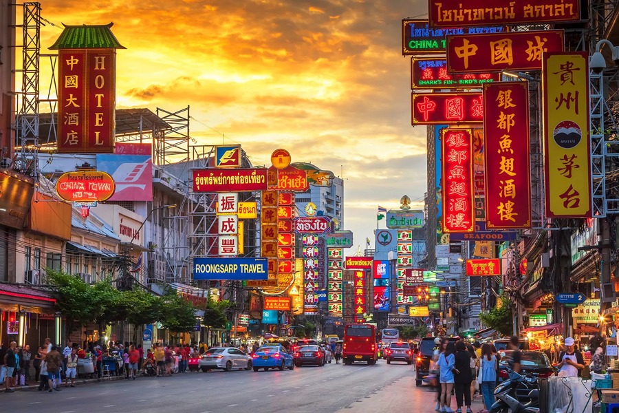 Chinatown - Yaowarat Road, Foodie’s Guide to Bangkok