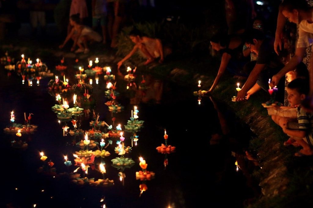 Phuket, Krabi, Koh Samui – Loy Krathong by the Beach
