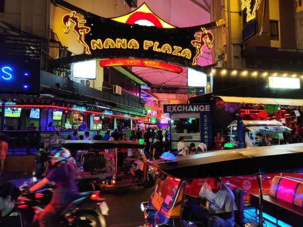 Nana (Sukhumvit Soi 4),Areas in Bangkok to Avoid When Traveling with Kids