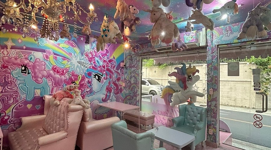 Unicorn Café
