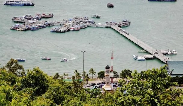 Bali Hai Pier, Pattaya