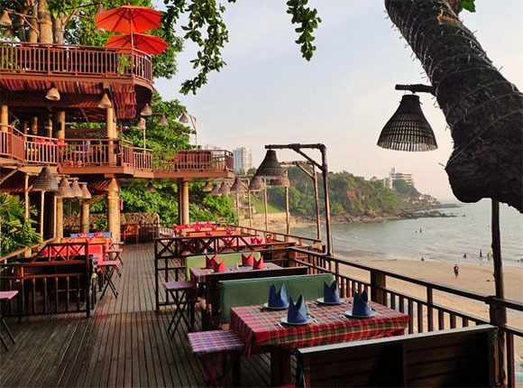 Café in Pratumnak, Pattaya