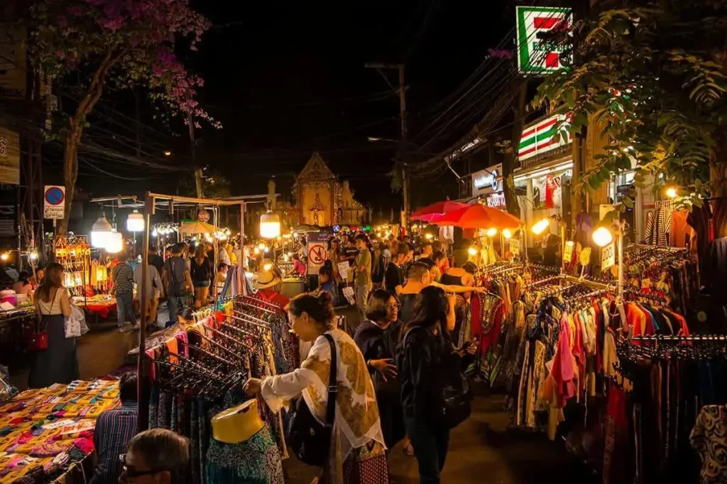 Chang Puak Gate Food Stalls