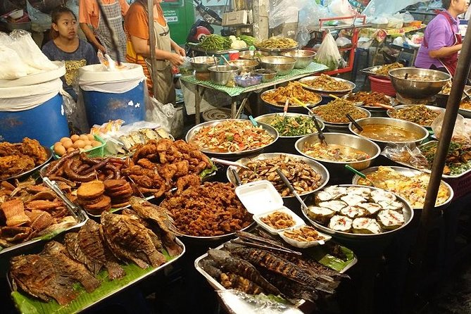 Chiang Mai Gate Market (South Gate) Night Market famous street food market in Chiang Mai