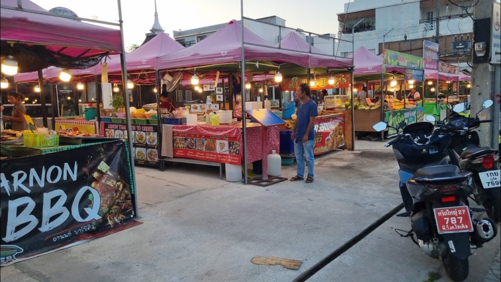 Rawai Night Market, best night markets to visit in Phuket