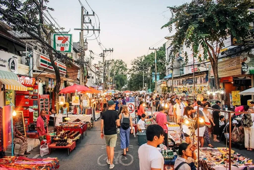 Sunday-Walking-Street-Chiang-Mai-Thailand
