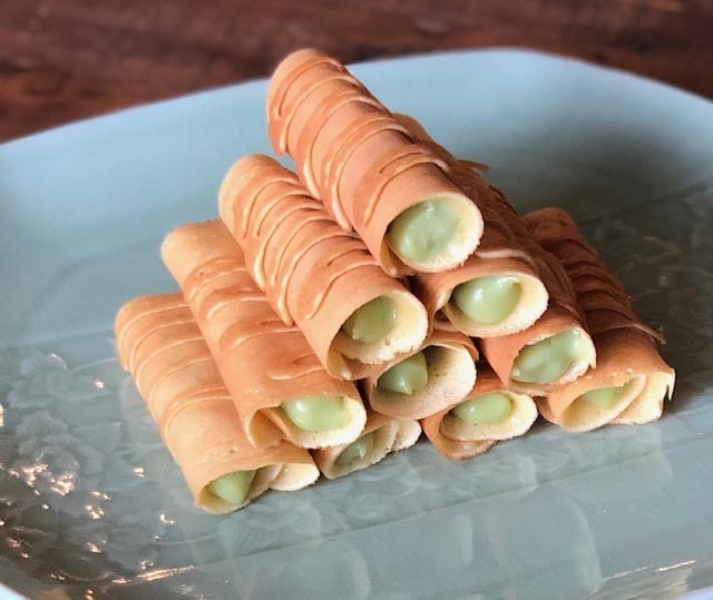 Thai-style crepes, what to eat at Phuket night market