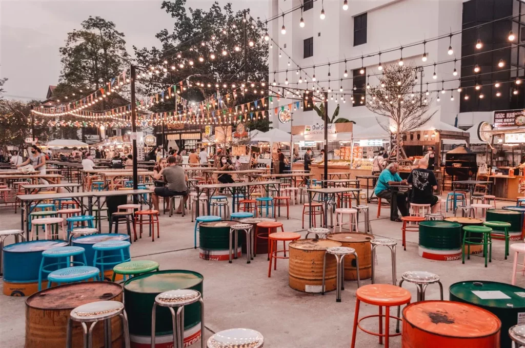 chiang mai night bazaar