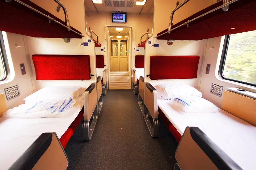 train to chaing mai from bangkok