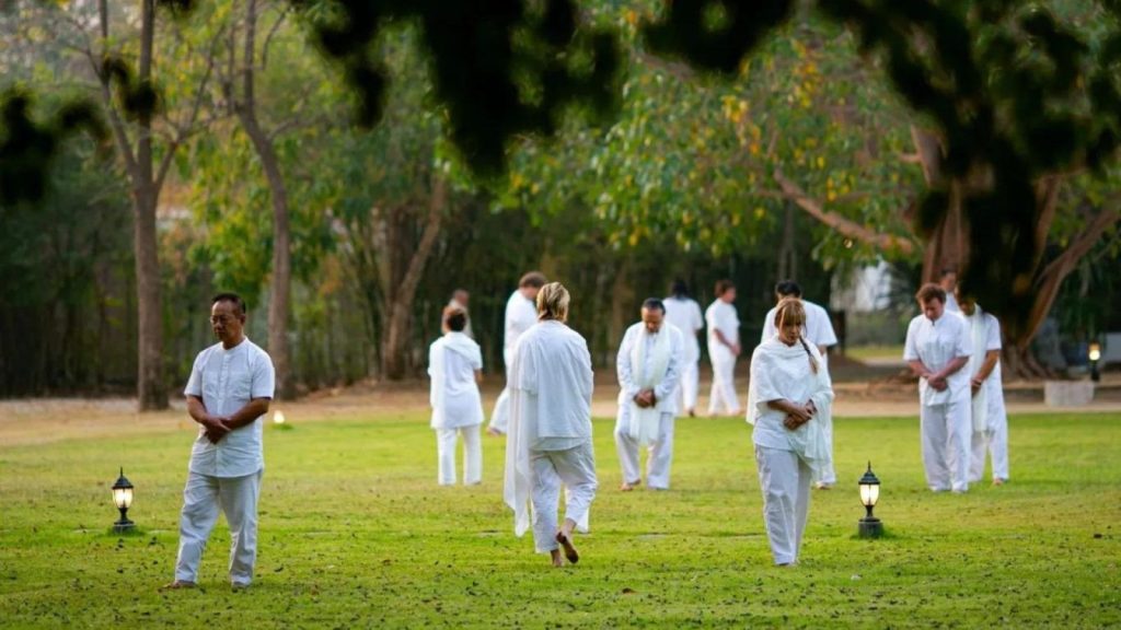 meditation retreat near Wat Yansangwararam