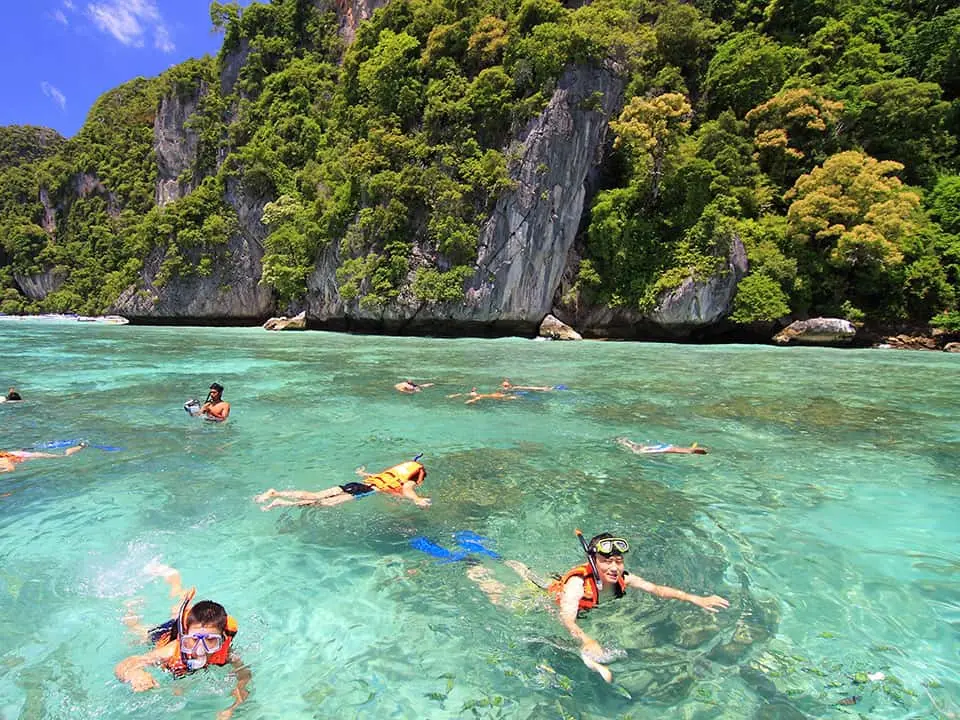 Best Snorkeling Spots in & Around Phuket