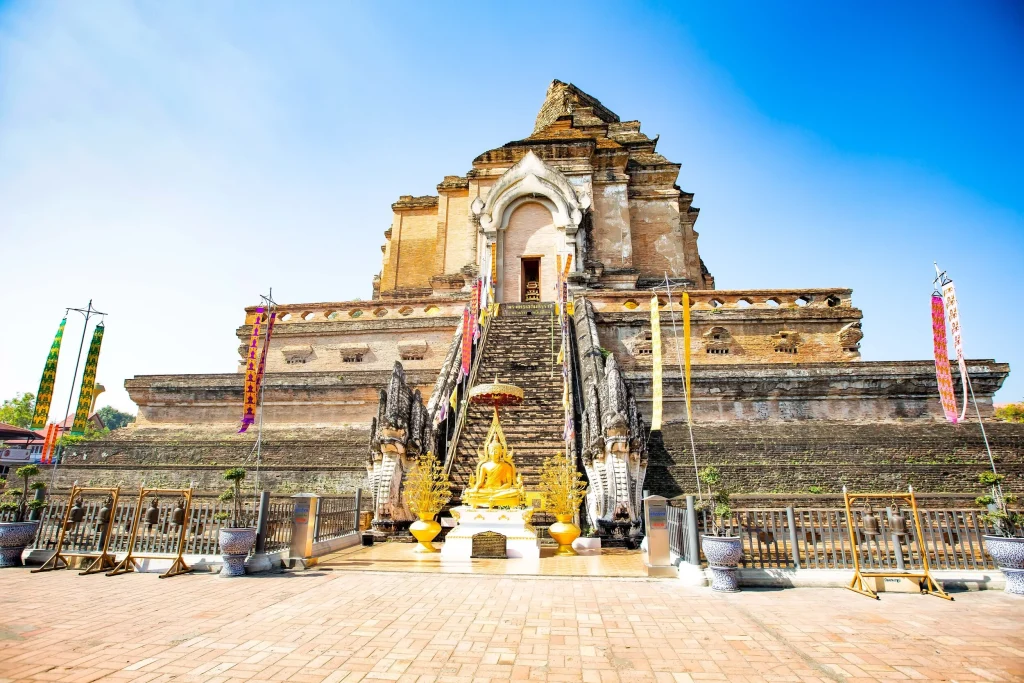 wat chedi luang