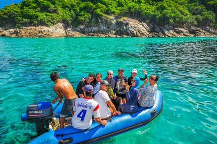 Best Snorkeling Spots in & Around Phuket