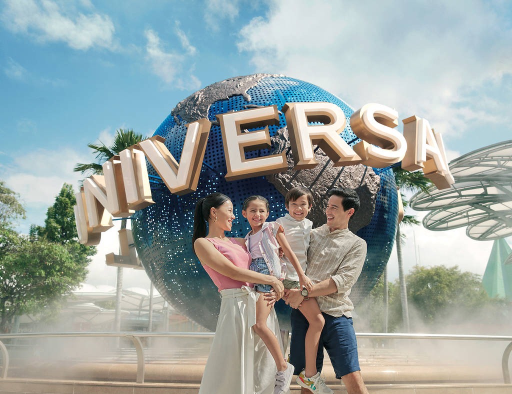 Families at Universal Studios Singapore