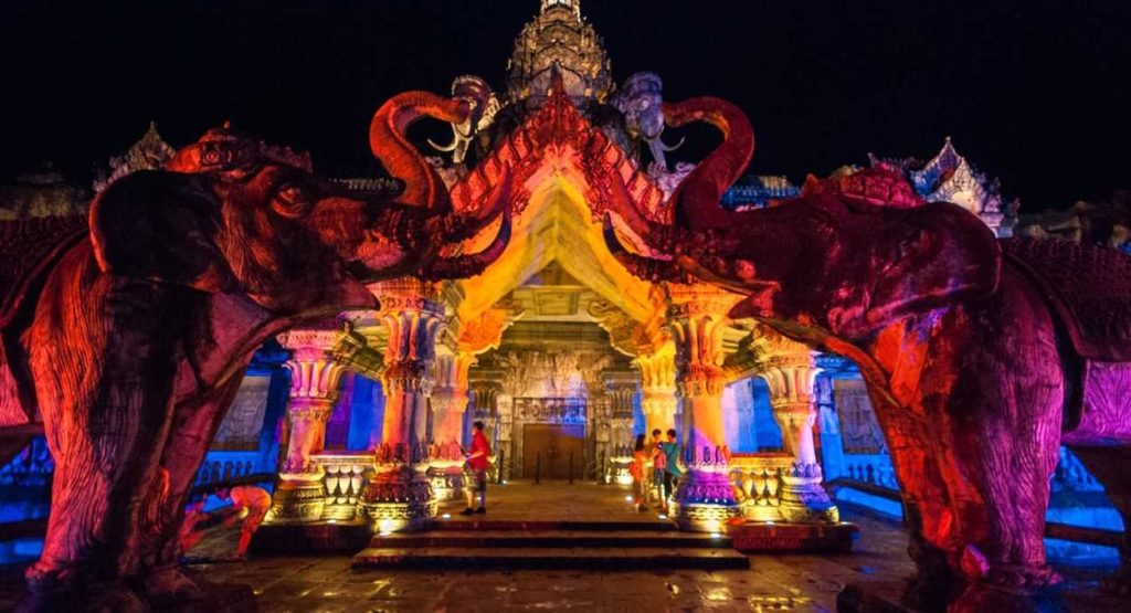 Phuket Fantasea Thailand