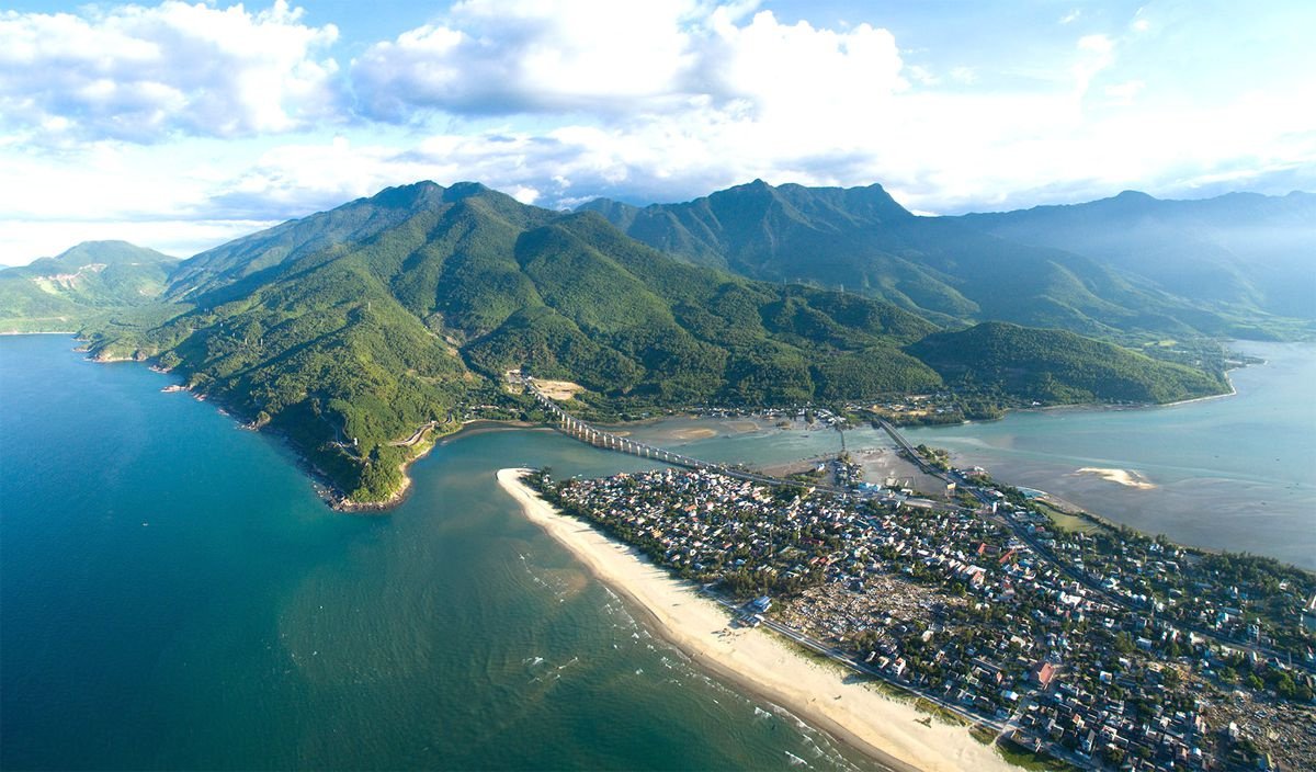 Lang Co Beach, Da Nang