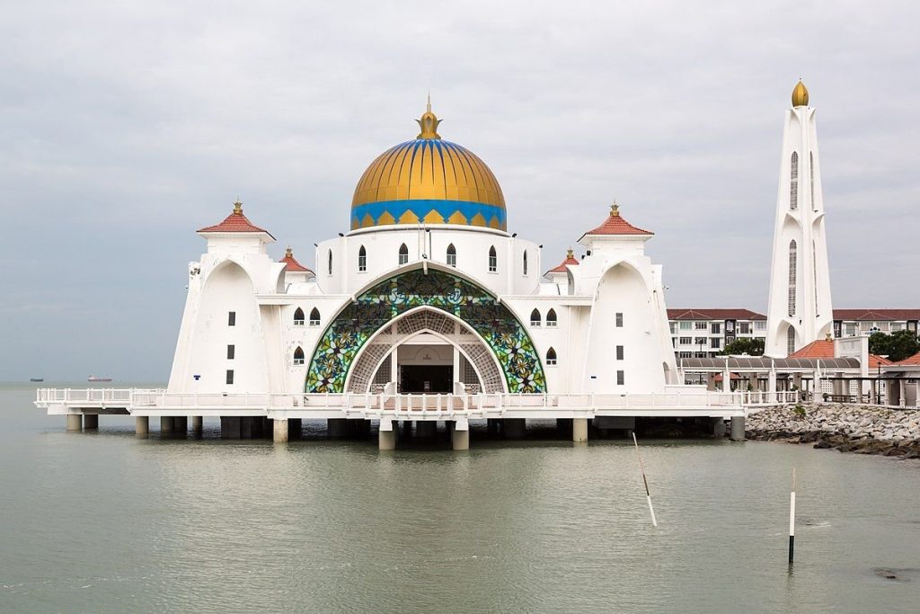 Masjid Selat Melaka