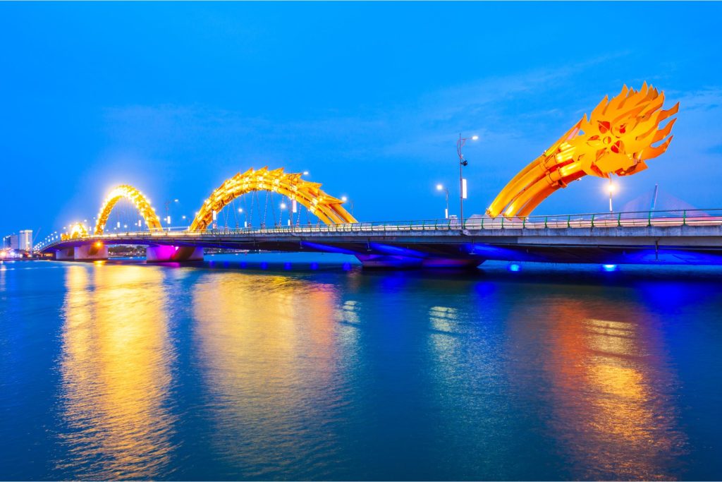 The Dragon Bridge and the Han River, Da Nang