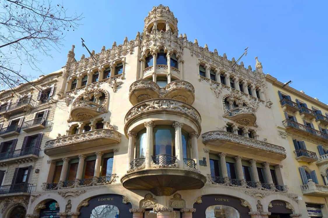 Domènech i Montaner's Casa Lleó Morera, Barcelona