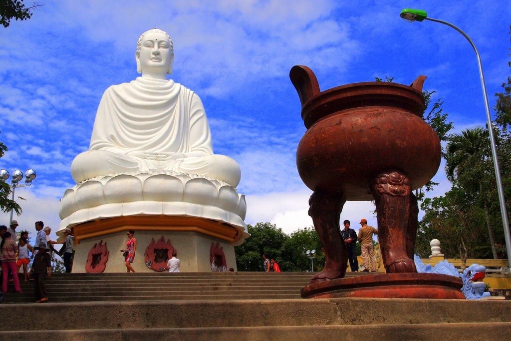 Long Son Pagoda, Nha Trang
