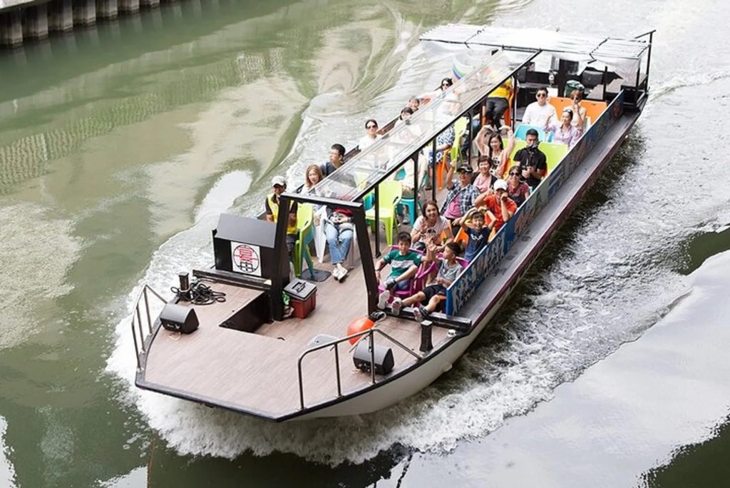 Osaka Wonder Cruise