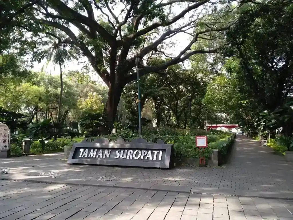 Taman Suropati, Jakarta