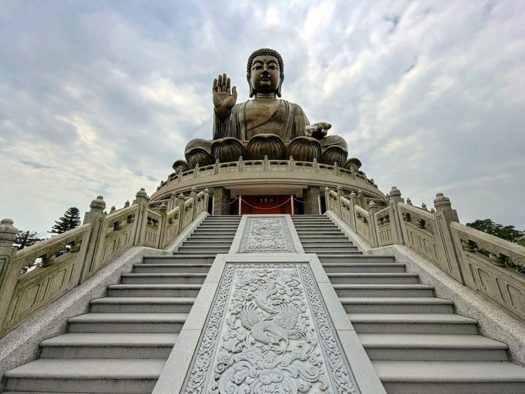 Tian Tan Buddha, Hong Kong